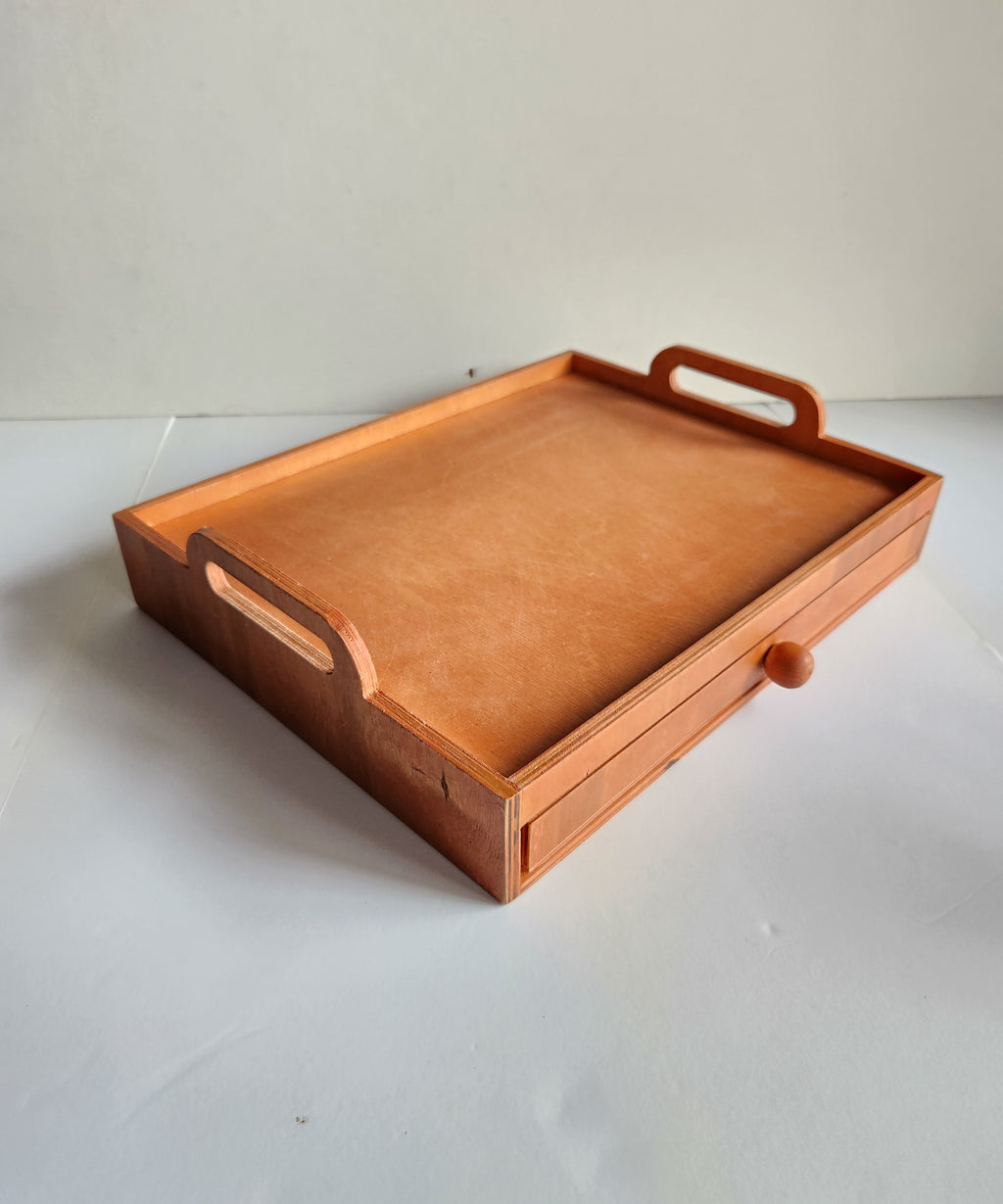 Sleek Tray