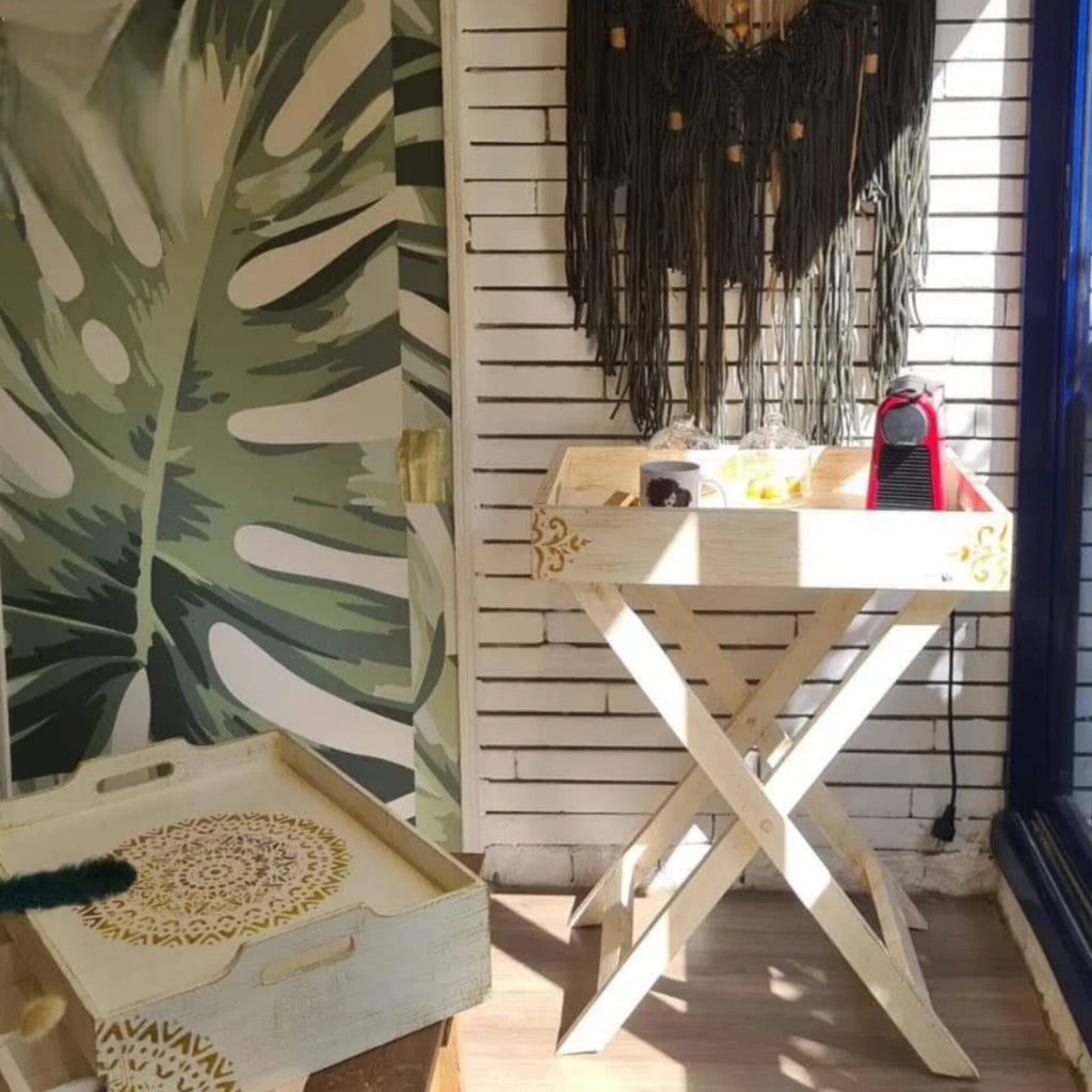Serving Table