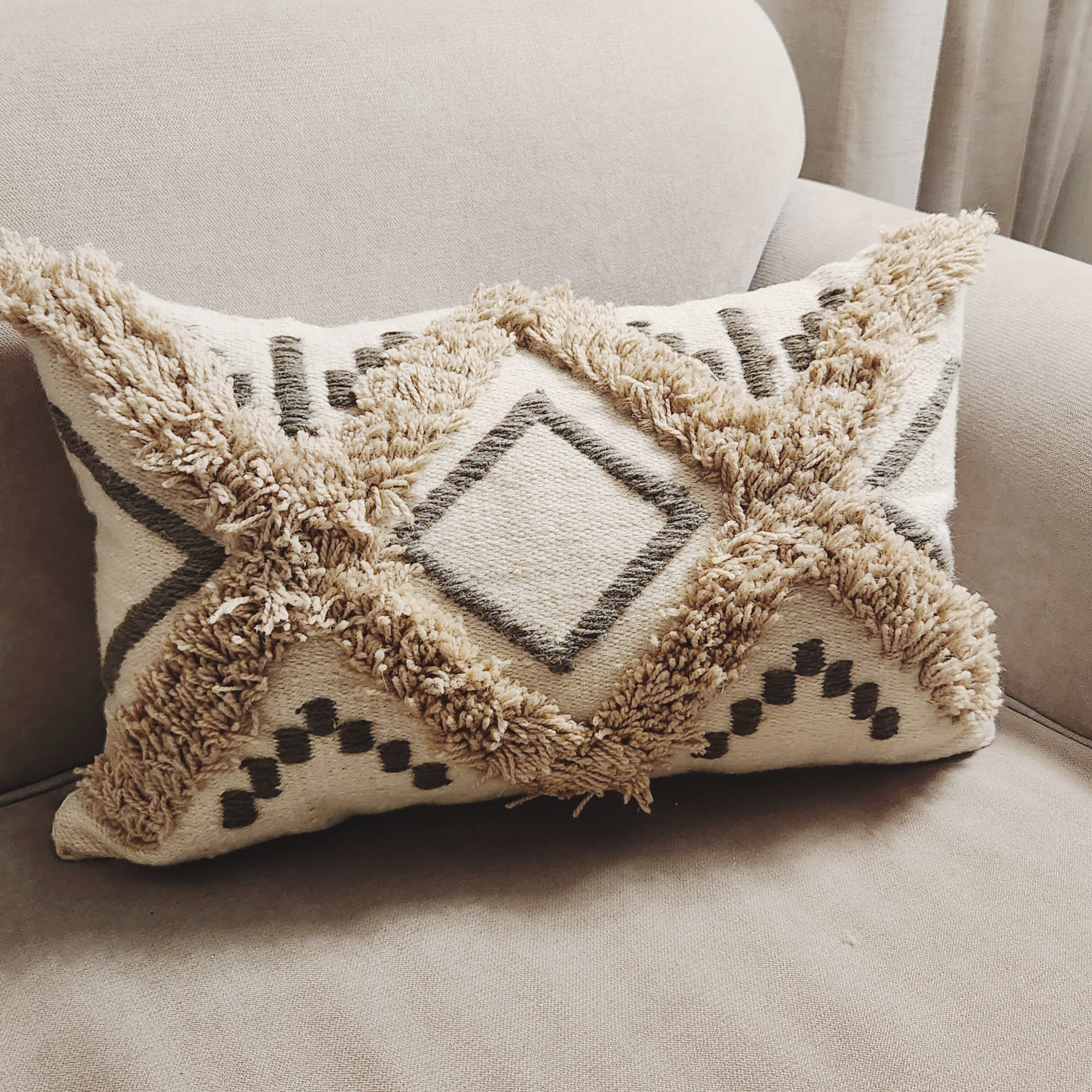 Willow  Cushion