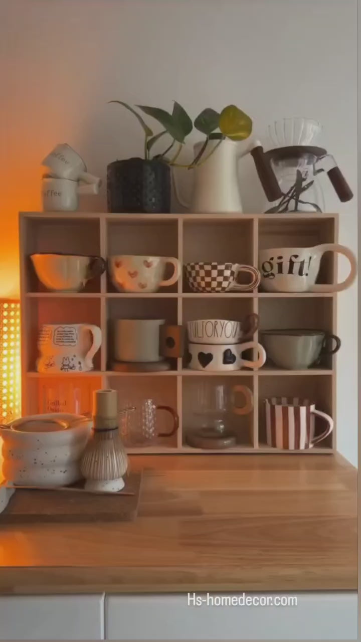 منظم اكواب خشبي