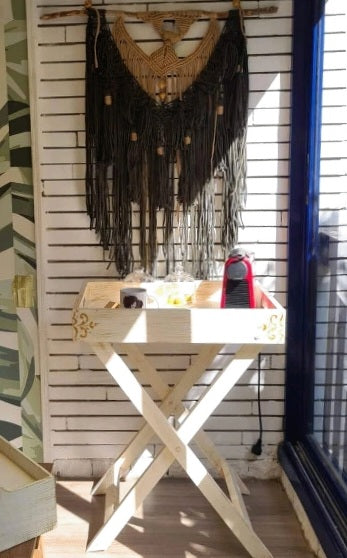 Serving Table
