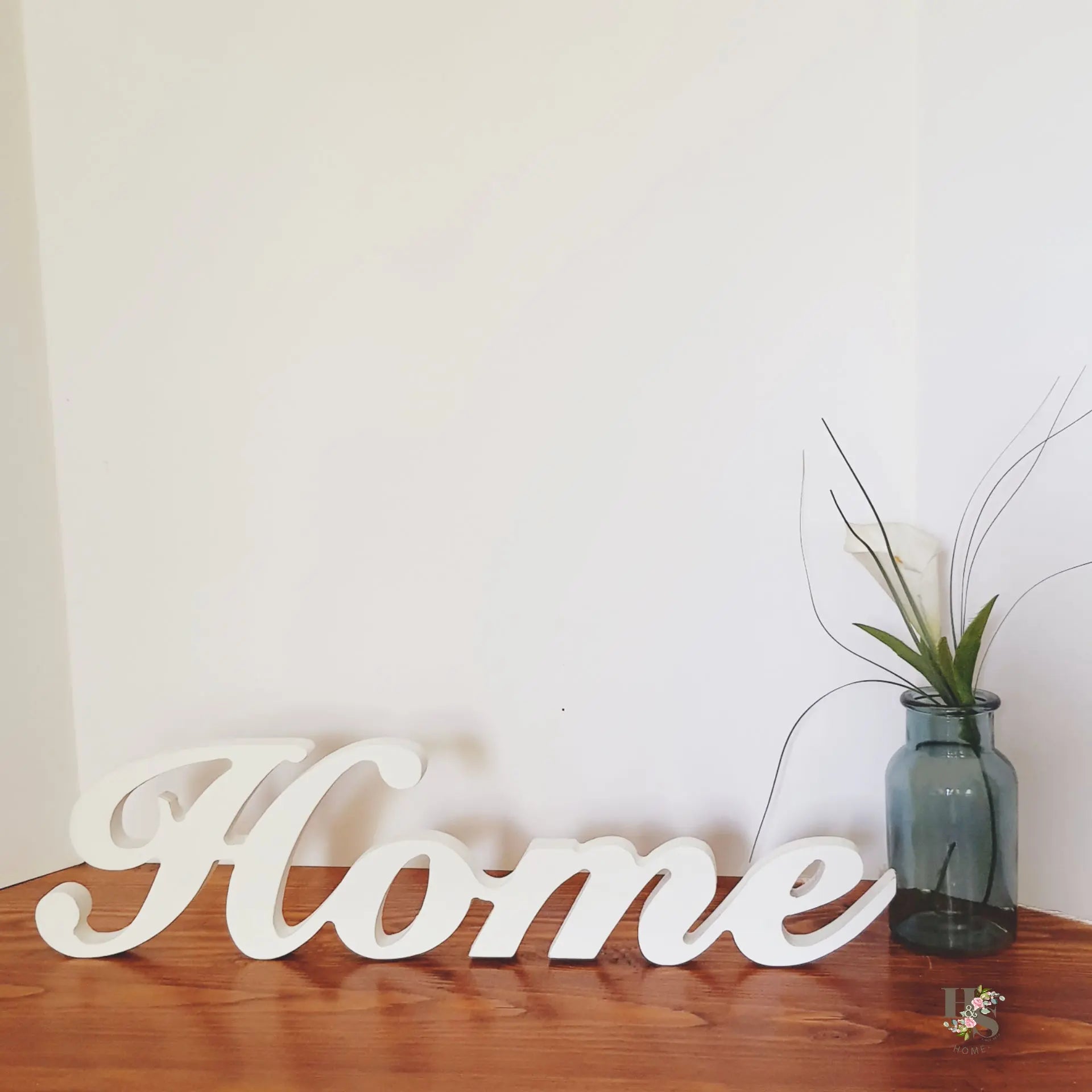 Cursive Home Sign Stand